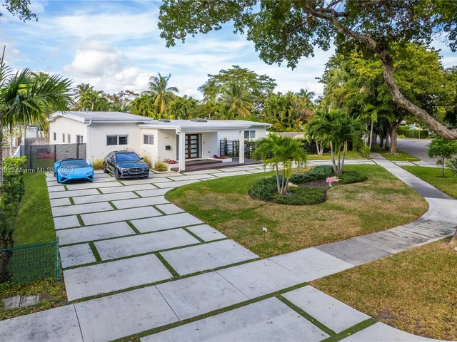 1965 S Hibiscus Dr, North Miami FL 33181