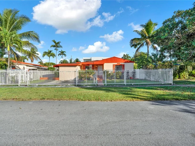 6761 SW 31st St, Miami FL 33155