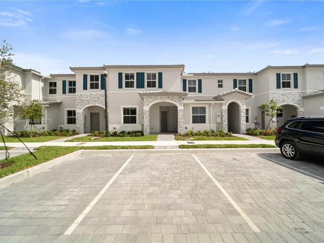 1747 SE 26th Ter # 0, Homestead FL 33035