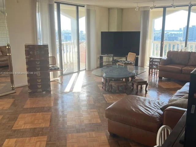 9801 Collins Ave # 17R, Bal Harbour FL 33154