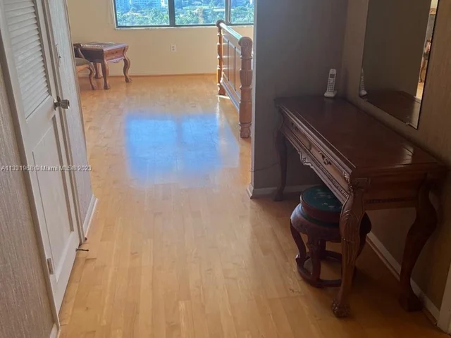 9801 Collins Ave # 17R, Bal Harbour FL 33154