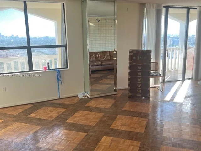 9801 Collins Ave # 17R, Bal Harbour FL 33154