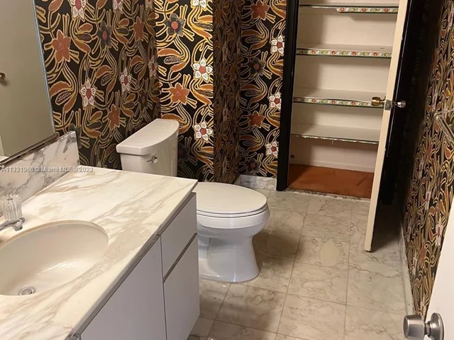 9801 Collins Ave # 17R, Bal Harbour FL 33154