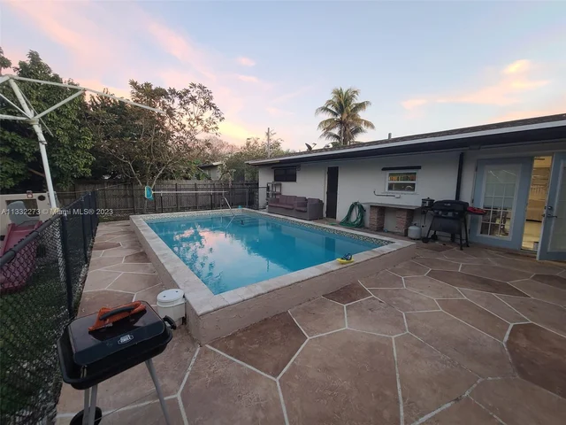 18910 SW 309th St, Homestead FL 33030