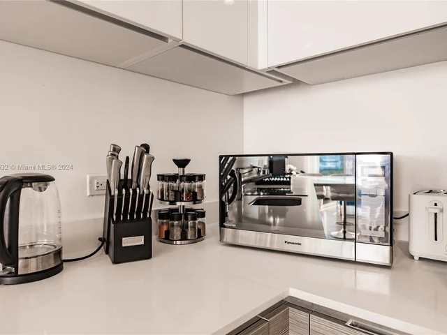 777 N Ocean Dr # N327, Hollywood FL 33019