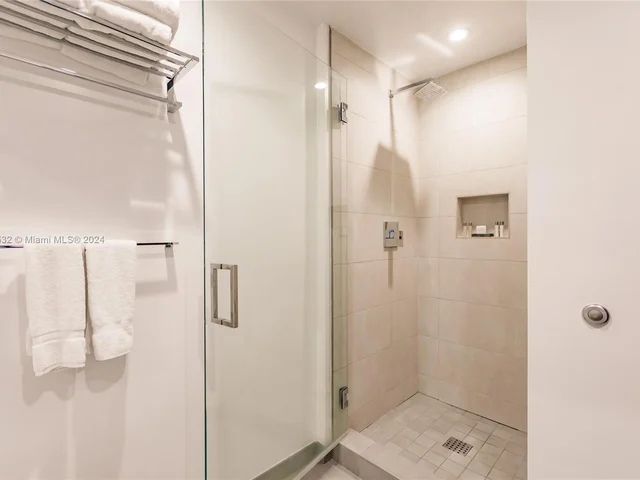 777 N Ocean Dr # N327, Hollywood FL 33019