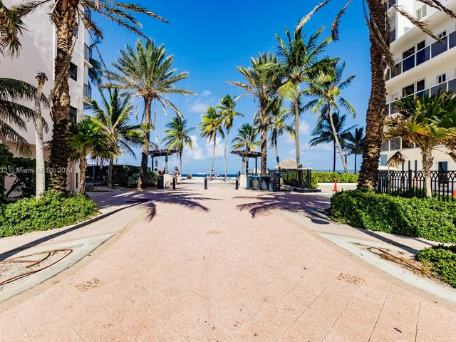 777 N Ocean Dr # N327, Hollywood FL 33019