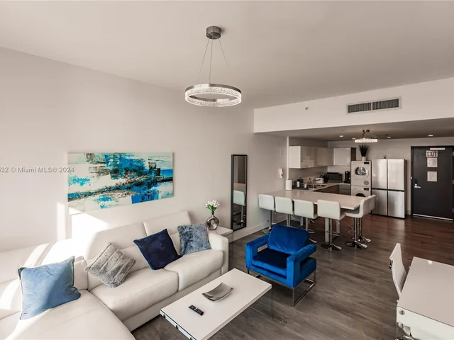 777 N Ocean Dr # N327, Hollywood FL 33019