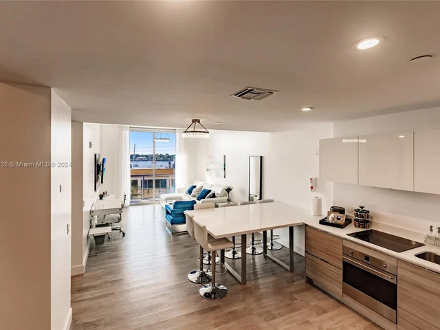 777 N Ocean Dr # N327, Hollywood FL 33019