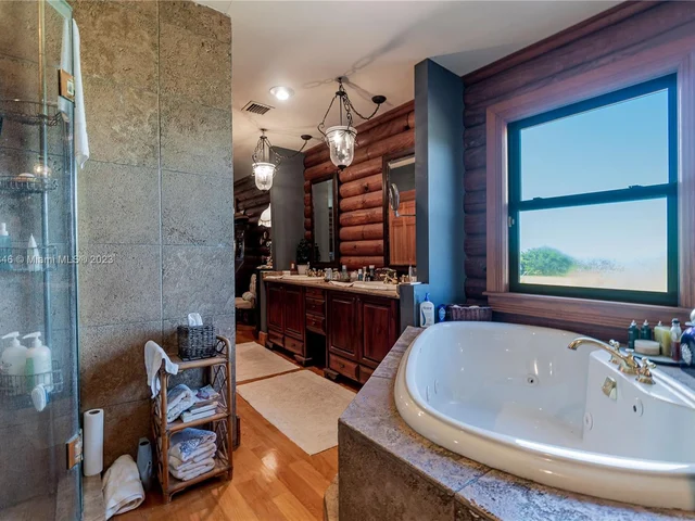 16825 SW 256th St, Homestead FL 33031