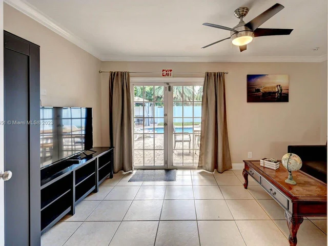 1228 Johnson St, Hollywood FL 33019