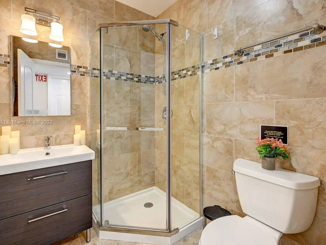 1228 Johnson St, Hollywood FL 33019