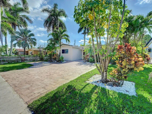 1228 Johnson St, Hollywood FL 33019