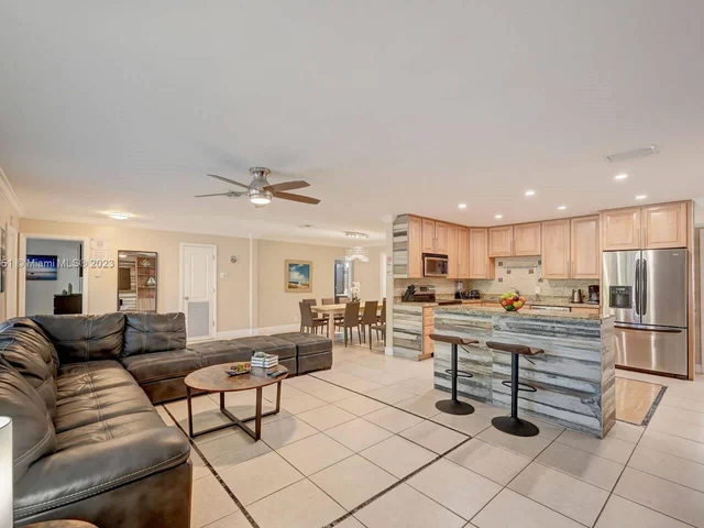 1228 Johnson St, Hollywood FL 33019