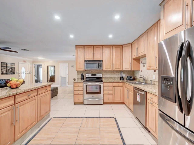 1228 Johnson St, Hollywood FL 33019