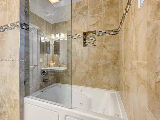 1228 Johnson St, Hollywood FL 33019