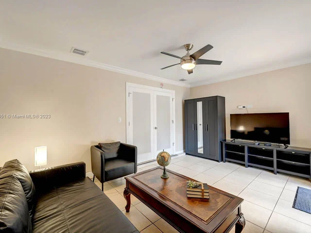 1228 Johnson St, Hollywood FL 33019