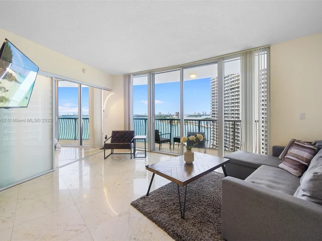 1750 N Bayshore Dr # 2102, Miami FL 33132