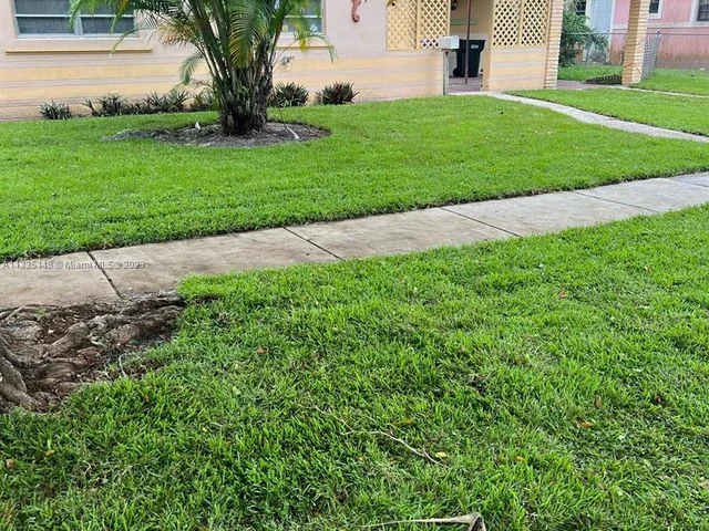 15331 NE 10th Ave, North Miami Beach FL 33162