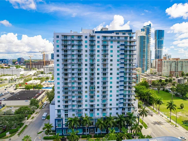 275 NE 18th St # 2110, Miami FL 33132