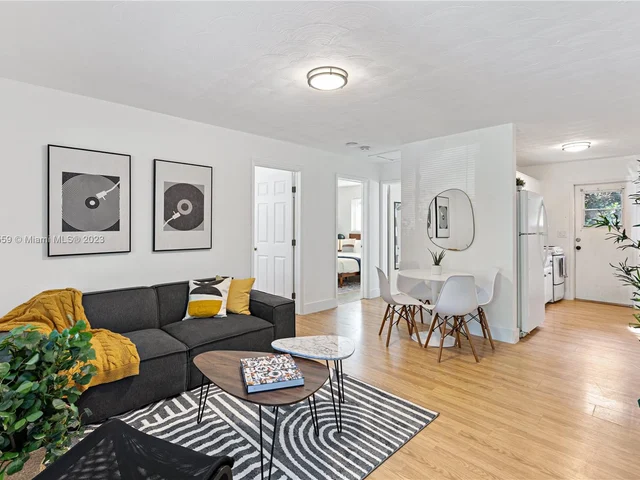 1304 NE 11th St # 1, Fort Lauderdale FL 33304