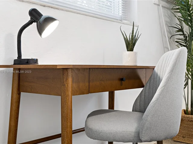 1304 NE 11th St # 1, Fort Lauderdale FL 33304