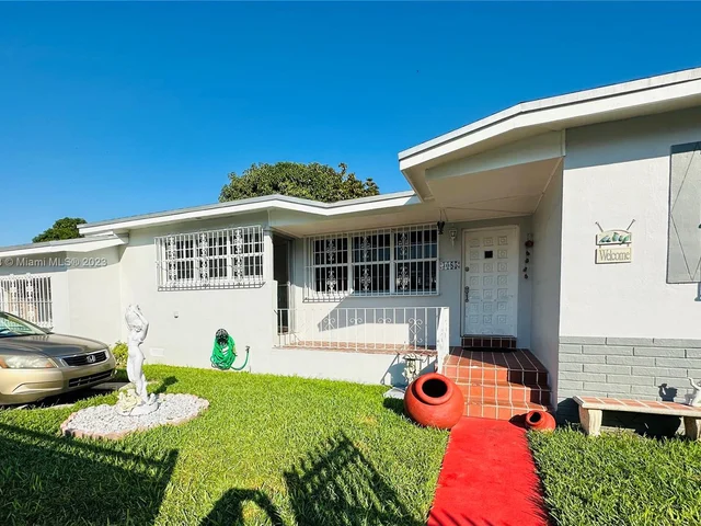 3085 NW 4th Ter, Miami FL 33125