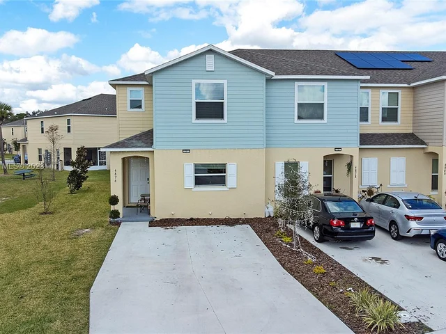 4876 CORAL CASTLE DRIVE # 4876, Kissimmee FL 34746