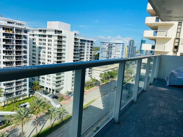 5701 Collins Ave # 1415, Miami Beach FL 33140