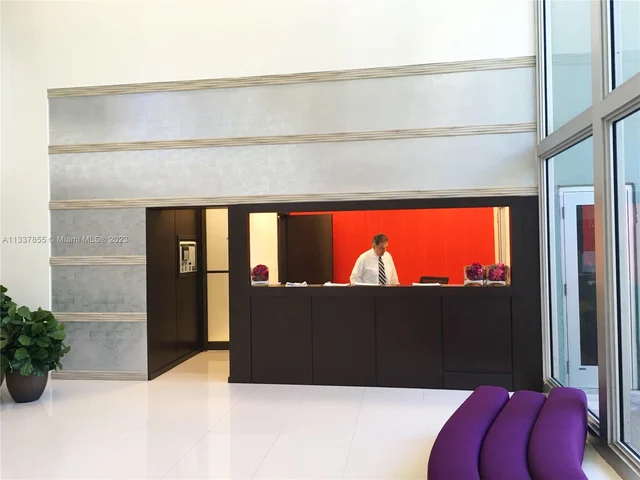 5701 Collins Ave # 1415, Miami Beach FL 33140