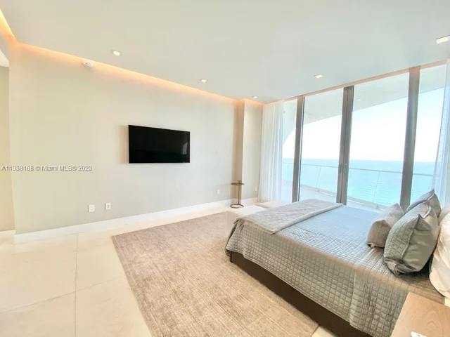 16901 Collins Ave # 1405, Sunny Isles Beach FL 33160