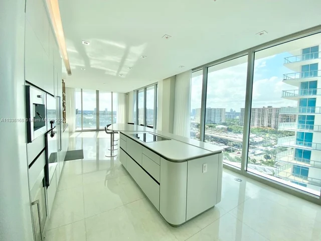 16901 Collins Ave # 1405, Sunny Isles Beach FL 33160