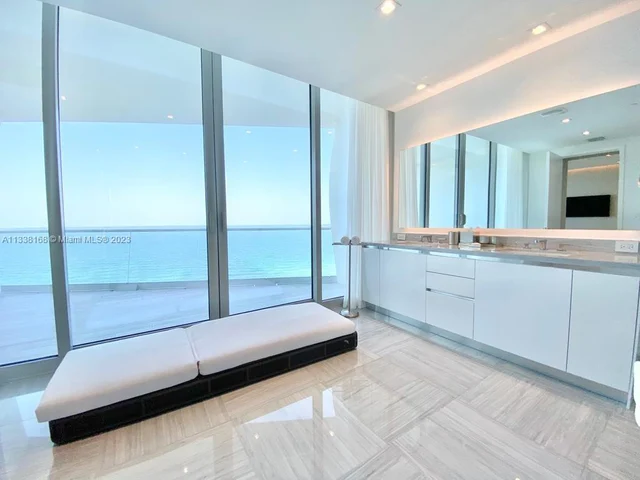 16901 Collins Ave # 1405, Sunny Isles Beach FL 33160