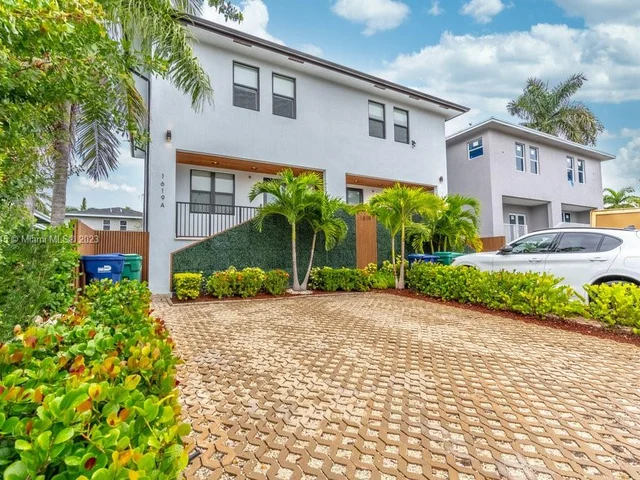 1619 NE 109th St # A, Miami FL 33161