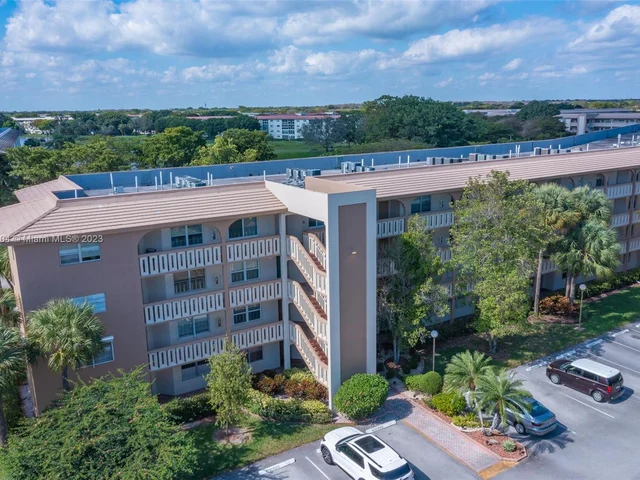 1601 Abaco Dr # B3, Coconut Creek FL 33066