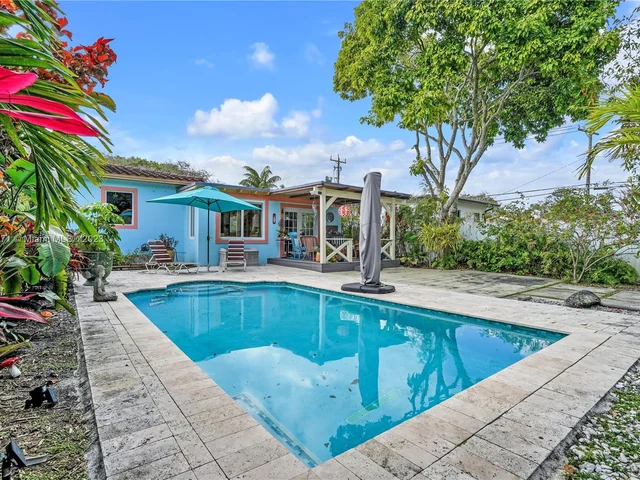 333 South Dr, Miami Springs FL 33166