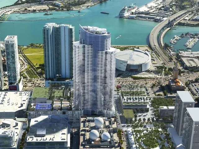 851 NE 1st Ave # 4204, Miami FL 33132