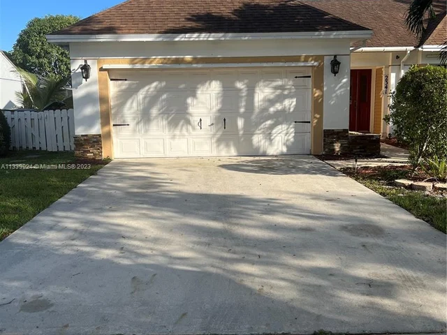 2341 Fairmont Ave # 2341, Miramar FL 33025