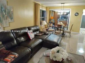 9521 Sunrise Lakes Blvd # 110, Sunrise FL 33322