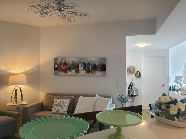 3131 NE 188 St # 806, Aventura FL 33180