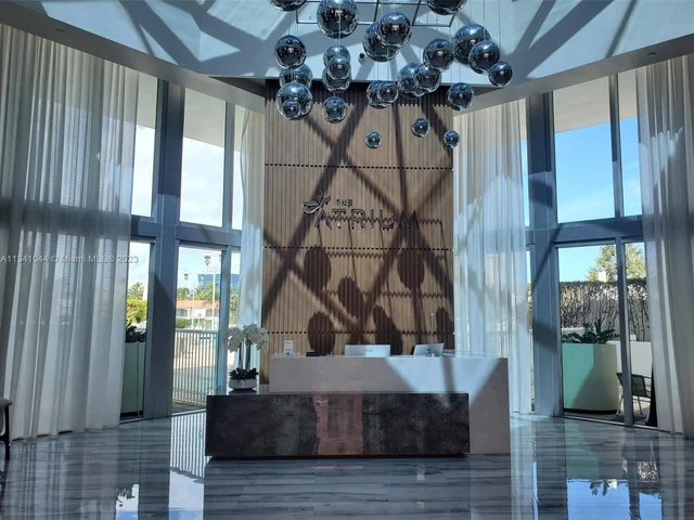 3131 NE 188 St # 806, Aventura FL 33180