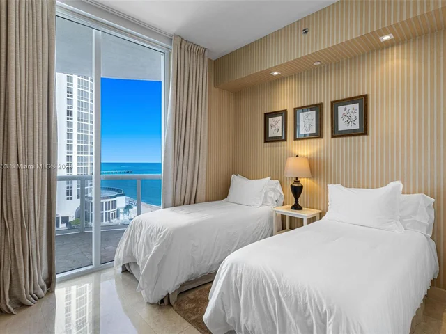 15901 Collins Ave # 902, Sunny Isles Beach FL 33160
