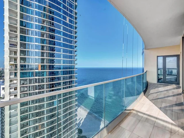 17901 Collins Ave # 3605, Sunny Isles Beach FL 33160