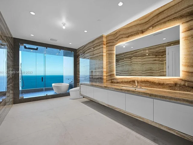 17901 Collins Ave # 3605, Sunny Isles Beach FL 33160