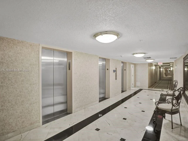 2030 S Ocean Dr # 2112, Hallandale Beach FL 33009