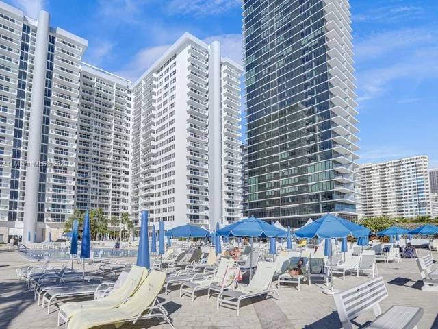 2030 S Ocean Dr # 2112, Hallandale Beach FL 33009