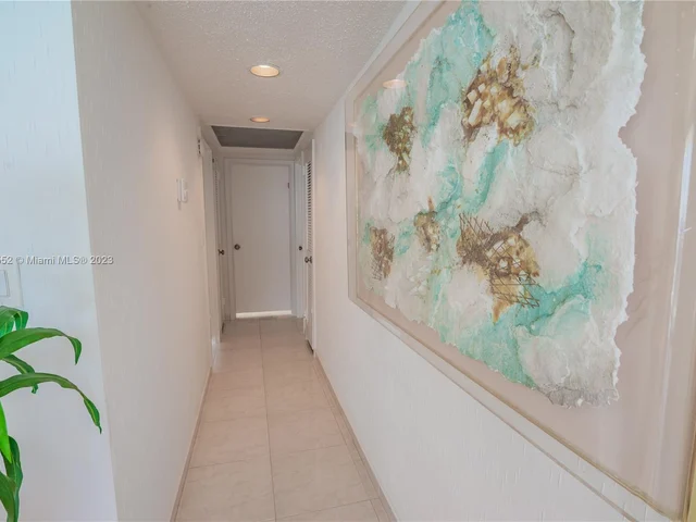 2030 S Ocean Dr # 2112, Hallandale Beach FL 33009