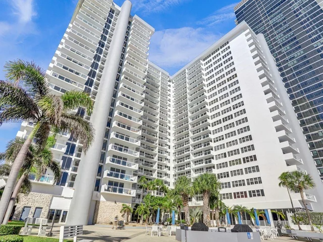 2030 S Ocean Dr # 2112, Hallandale Beach FL 33009