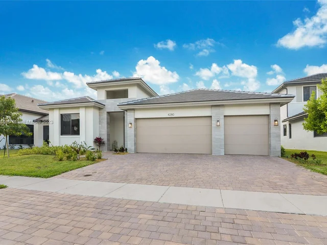 4280 SW 178th Ave, Miramar FL 33029