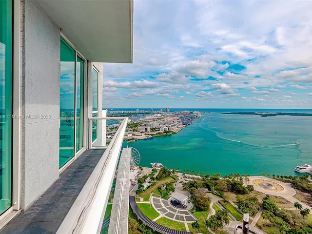 244 Biscayne Blvd # 4907, Miami FL 33132